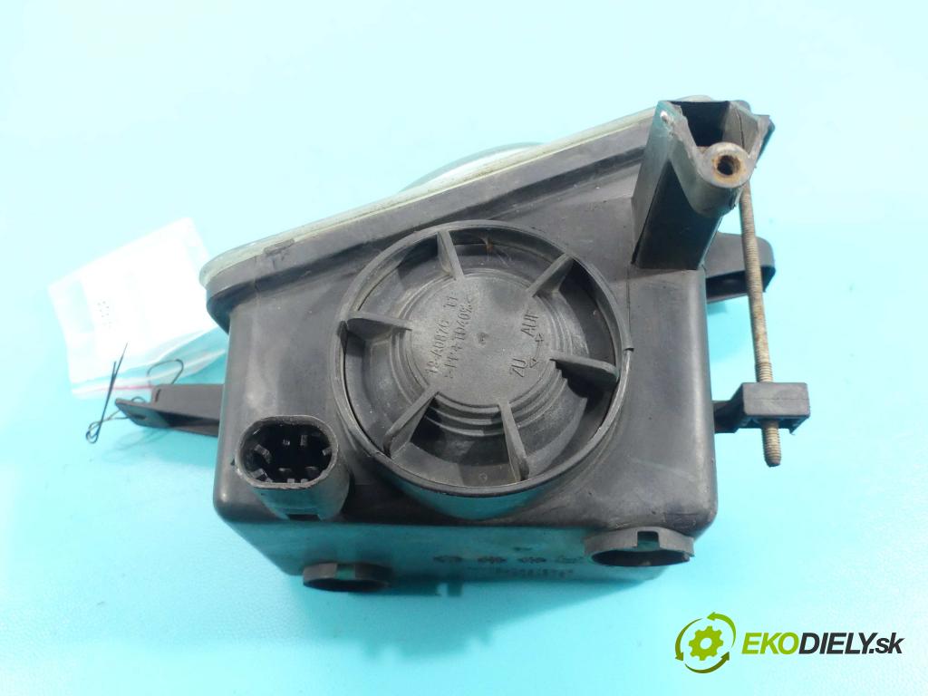 Opel Corsa C 2000-2006 1.7 dti 75 HP manual 55 kW 1686 cm3 3- Halogen pravý  (Ostatné)