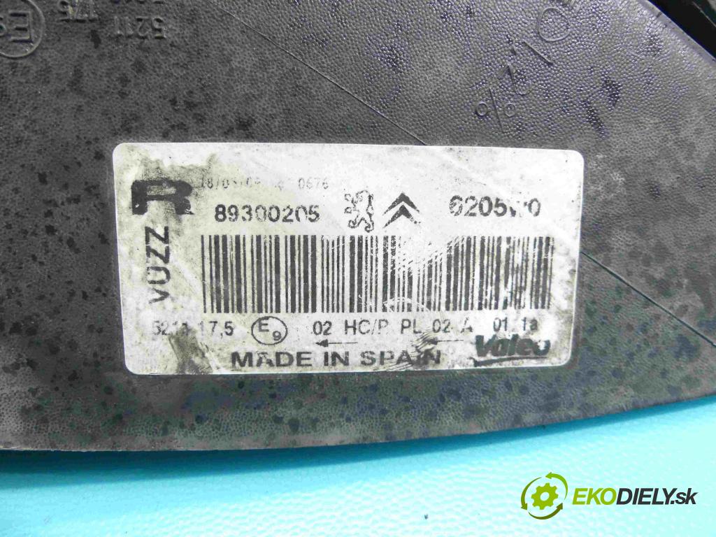 Citroen Xsara Picasso 1,8.0 16V 116 HP manual 85 kW 1749 cm3 5- Reflektor: pravý 89300205 (Pravé)