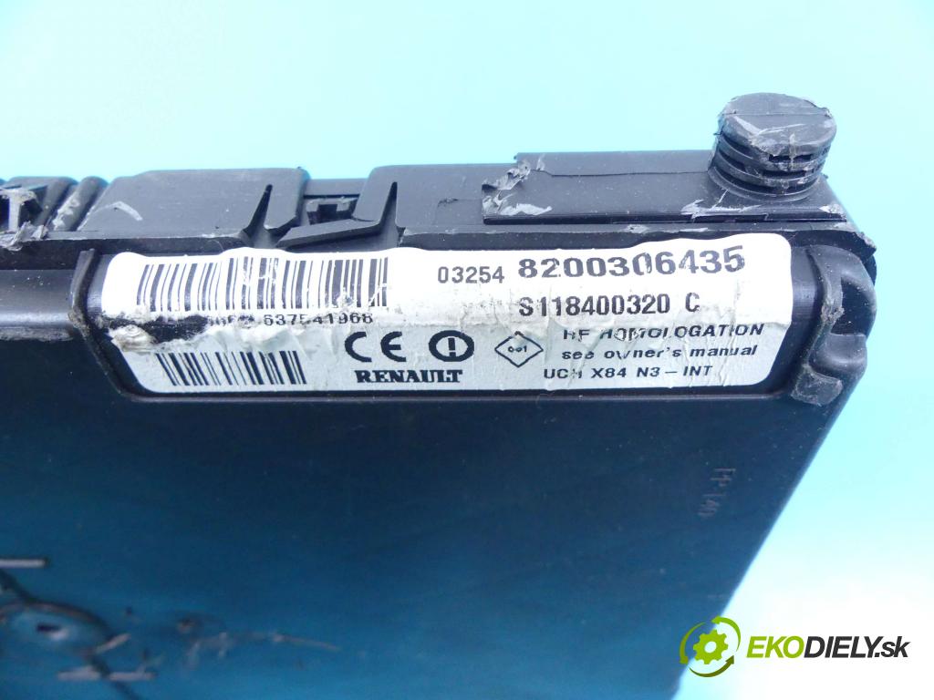 Renault Scenic II 2003-2009 1.6 16v 113 hp manual 83 kW 1598 cm3 5- jednotka řídící 8200298463