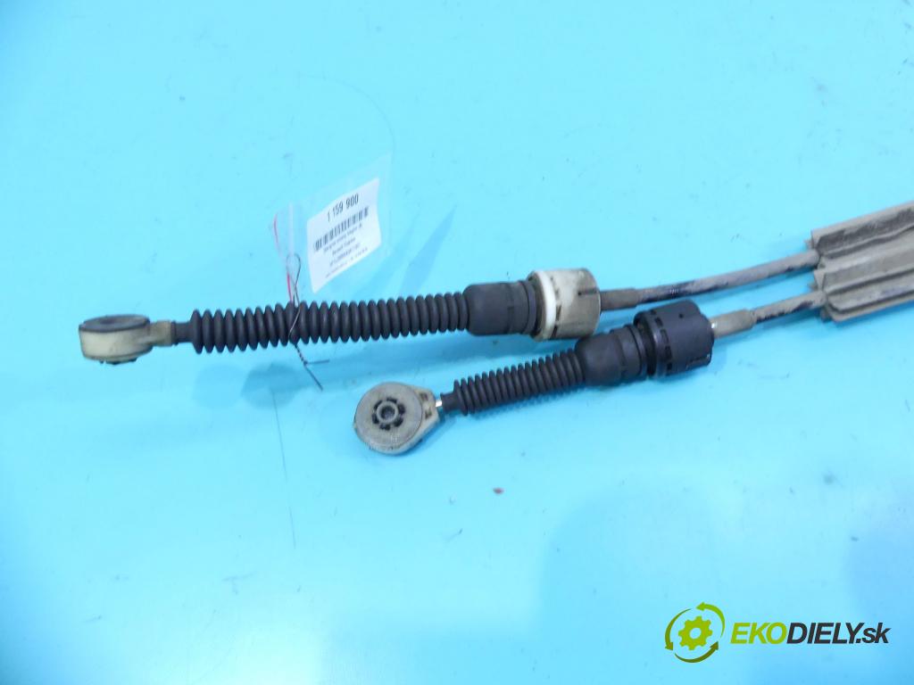 Renault Fluence 1.5 DCI 106 HP manual 78 kW 1461 cm3 4- Páka: Změny: stupeň,rýchlosť 8201062921 (Rýchlostné páky / kulisy)