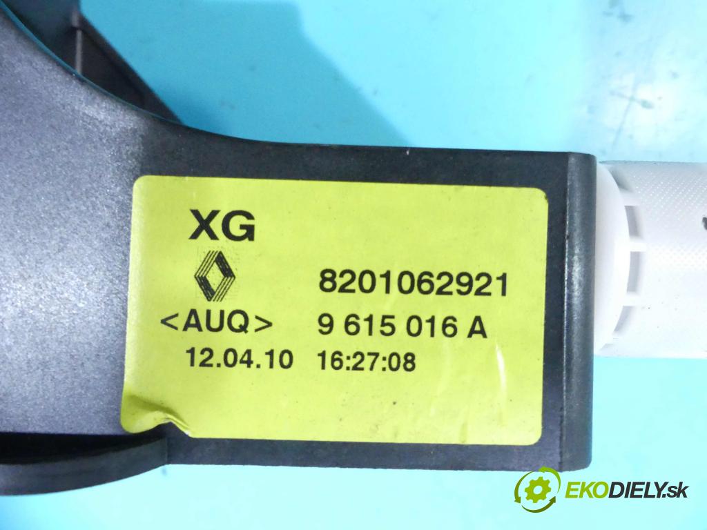 Renault Fluence 1.5 DCI 106 HP manual 78 kW 1461 cm3 4- Páka: Změny: stupeň,rýchlosť 8201062921 (Rýchlostné páky / kulisy)