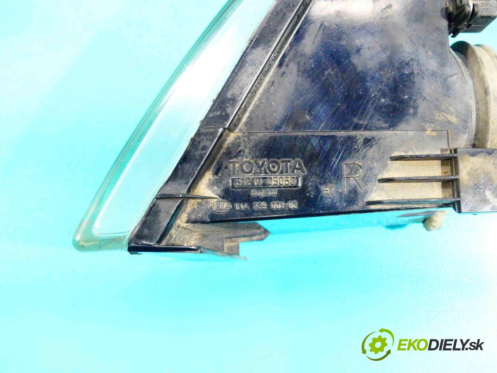 Toyota Avensis I T22 1997-2003 1.8 VVTI 129 hp manual 95 kW 1794 cm3 5- Halogen pravý 81210-05050