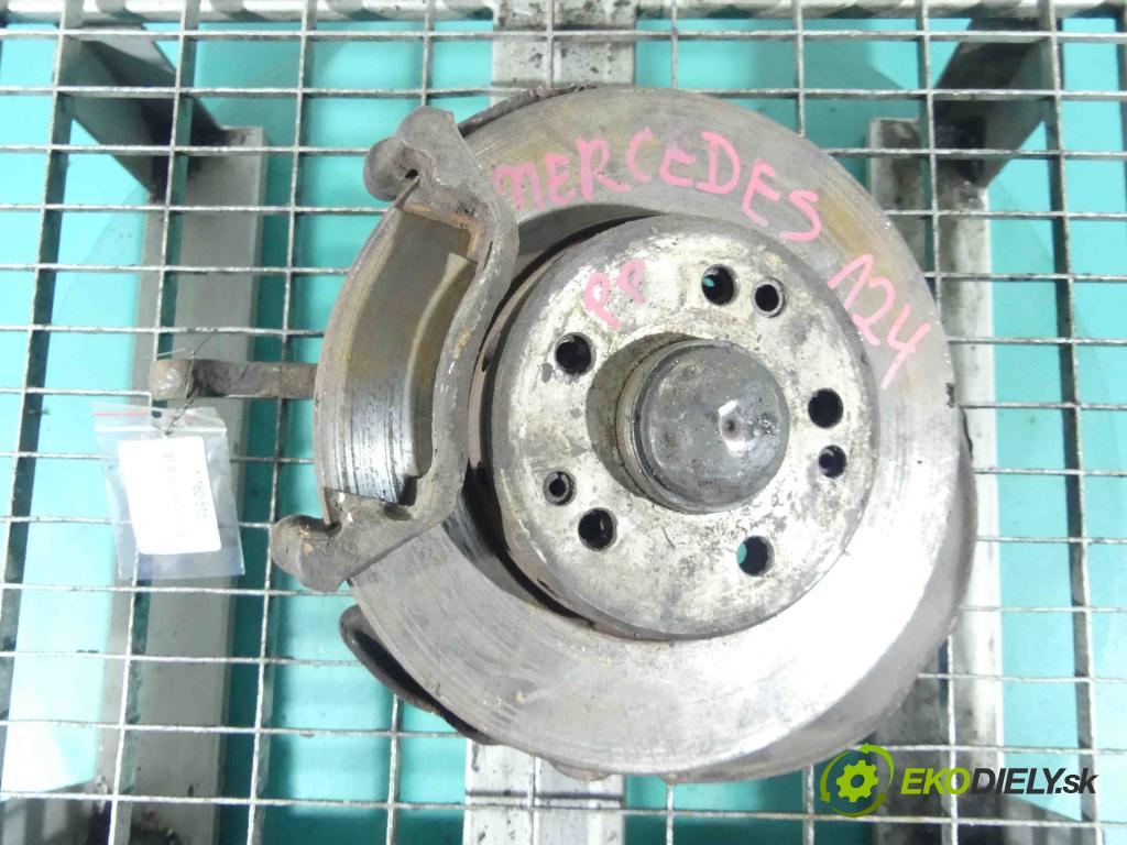Mercedes 124 3.0d 0KM automatic  2996 cm3 4- náboj pravé  (Náboje)