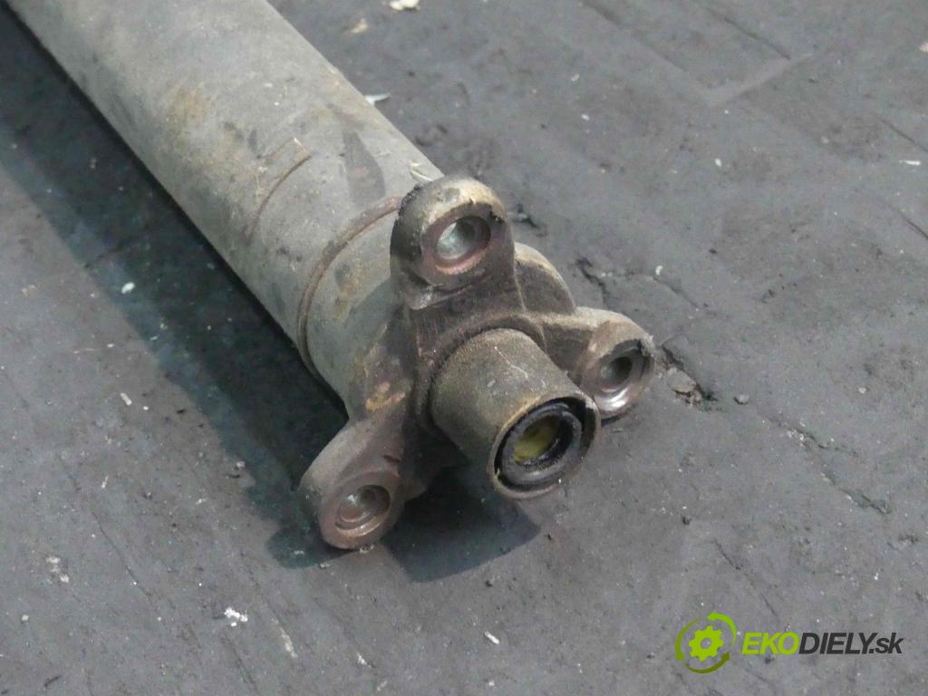 Mercedes 124 3.0d 0KM automatic  2996 cm3 4- Hřídel: motorovy  (Kardaňové hriadele)