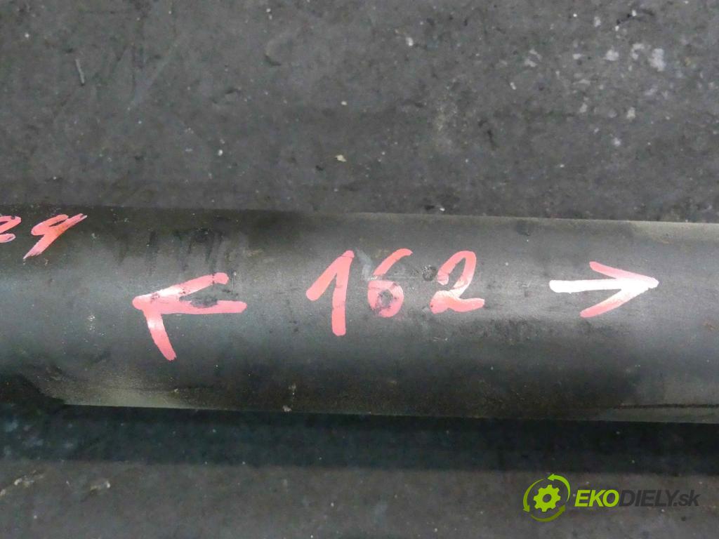 Mercedes 124 3.0d 0KM automatic  2996 cm3 4- Hřídel: motorovy  (Kardaňové hriadele)