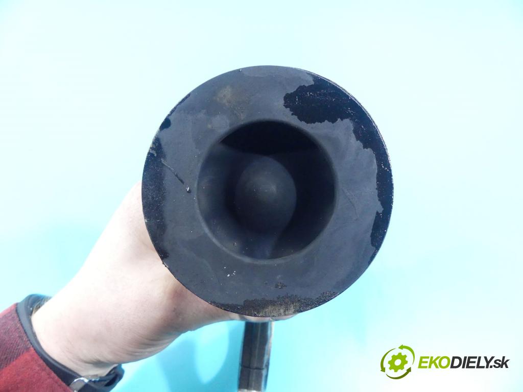 Audi A4 B7 2004-2008 3.0 TDI 204 HP automatic 150 kW 2967 cm3 5- piest  (Piesty)