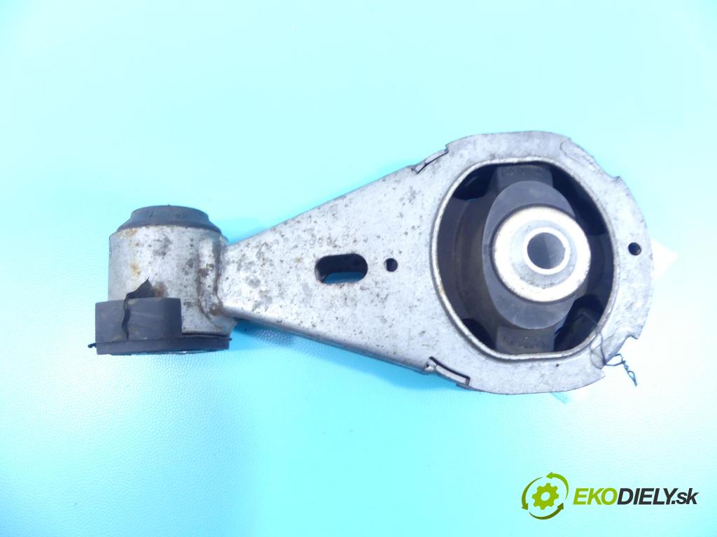 Renault Fluence 1.5 DCI 106 HP manual 78 kW 1461 cm3 4- airbag motora 113560012R (Držiaky motora)