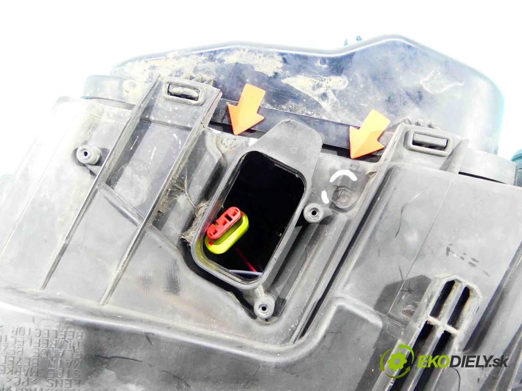 Land rover Freelander II 2006-2014 2.2 TD4 160 HP manual 118 kW 2179 cm3 5- Reflektor: pravý 6H52-13W029-EC (Pravé)