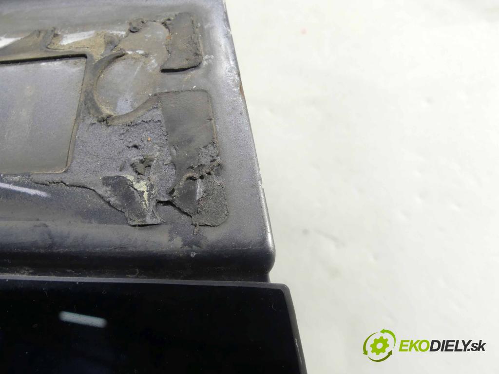 Land rover Freelander II 2006-2014 2.2 TD4 160 hp manual 118 kW 2179 cm3 5- zadní kufrové dveře  (Zadní kapoty)