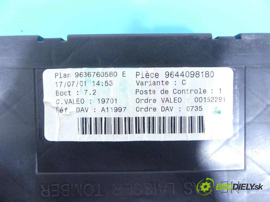 Peugeot 307 1.4b: 75 HP manual 55 kW 1360 cm3 5- modul riadiaca jednotka 9636760580E (Ostatné)