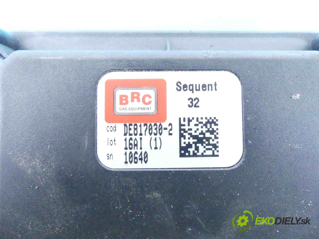 Peugeot 307 1.4b: 75 HP manual 55 kW 1360 cm3 5- modul riadiaca jednotka DE817030-2 (Ostatné)