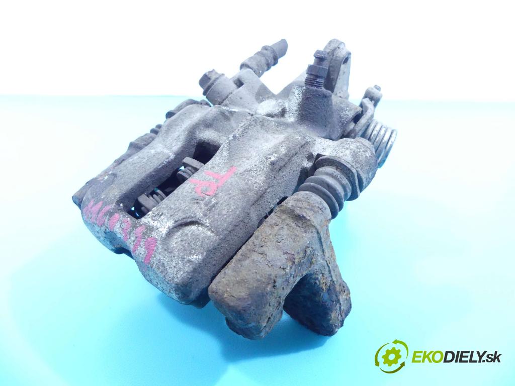 Nissan Primera P11 1996-2002 2.0 TD 90 HP manual 66 kW 1974 cm3 5- brzdič zadné pravý  (Ostatné)