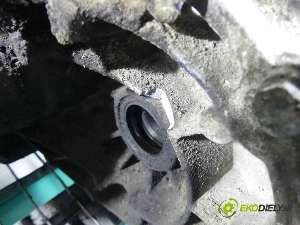 Ford Focus Mk2 2004-2011 1.6 16V 101 hp manual 74 kW 1596 cm3 4- převodovka stupňová manual 3M5R-7002-NB