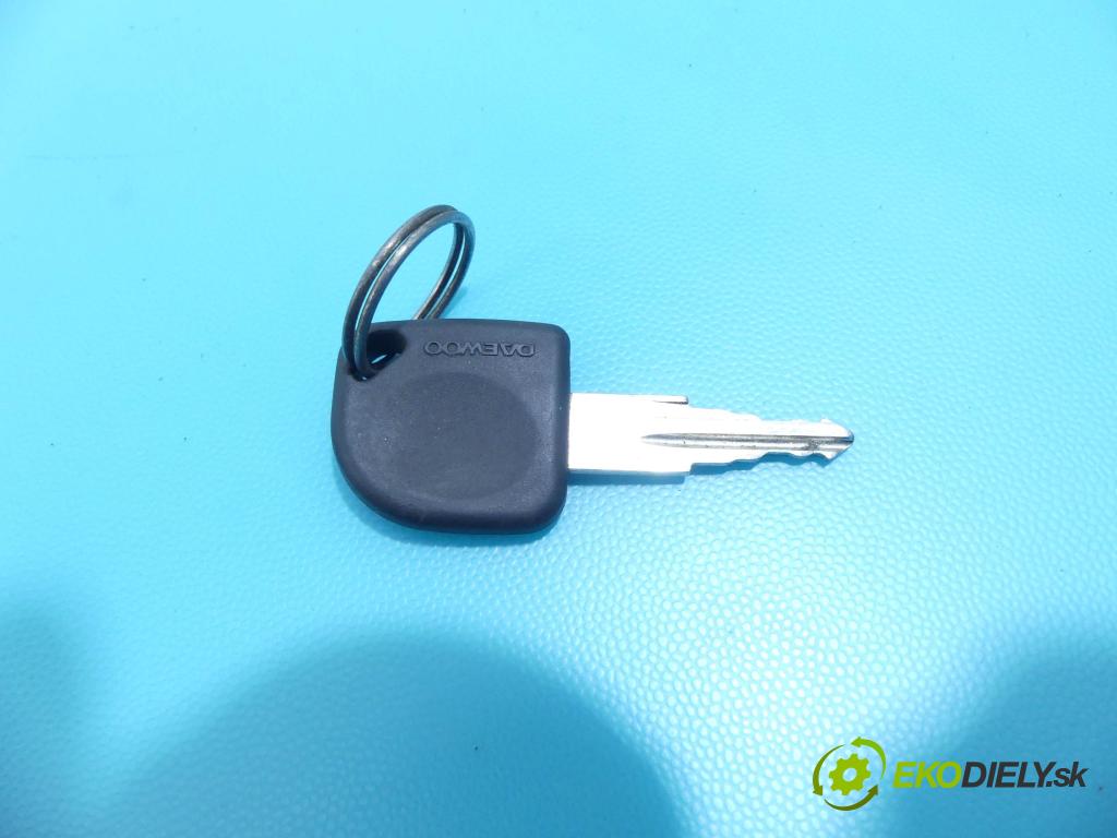 Daewoo Matiz 0.8b 51KM manual 37,5 kW 796 cm3 5- Spínačka  (Spínacie skrinky a kľúče)