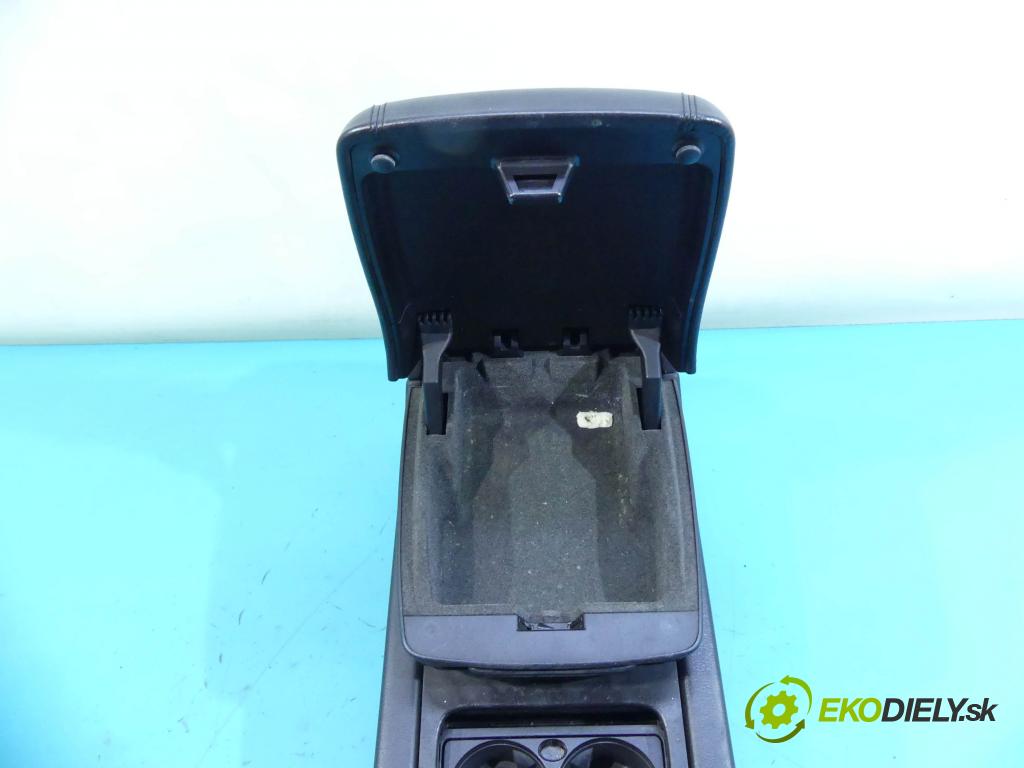 Porsche Cayenne I 2002-2010 4.5 V8 340KM: automatic 250 kW 4511 cm3 5- operadlo 7L5863239AG (Lakťové opierky)