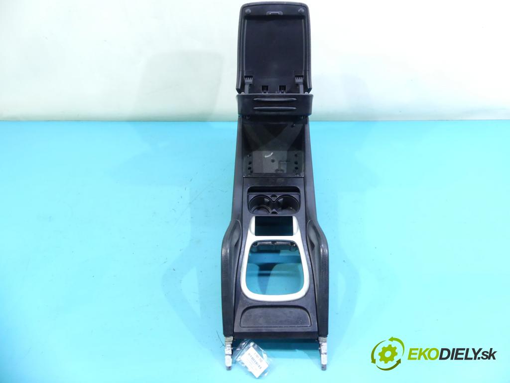 Porsche Cayenne I 2002-2010 4.5 V8 340KM: automatic 250 kW 4511 cm3 5- operadlo 7L5863239AG (Lakťové opierky)