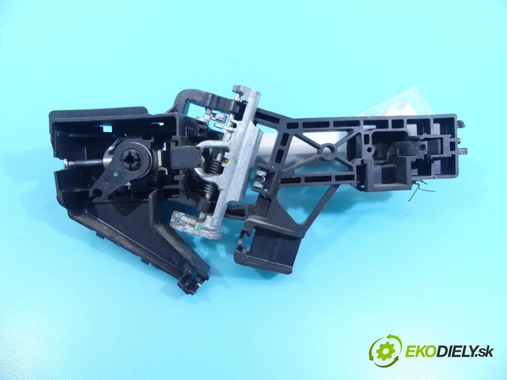 Ford B-Max 1.5 TDCI 75 HP manual 55 kW 1499 cm3 5- rukoväť predné ľavé mimo:  (Vonkajšie predné ľavé)