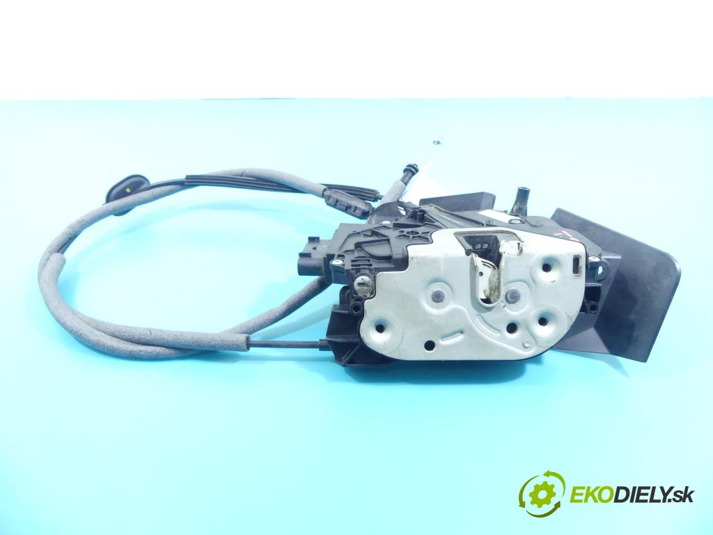 Ford B-Max 1.5 TDCI 75 hp manual 55 kW 1499 cm3 5- zámek zadní pravý AV11-R264A26-AE
