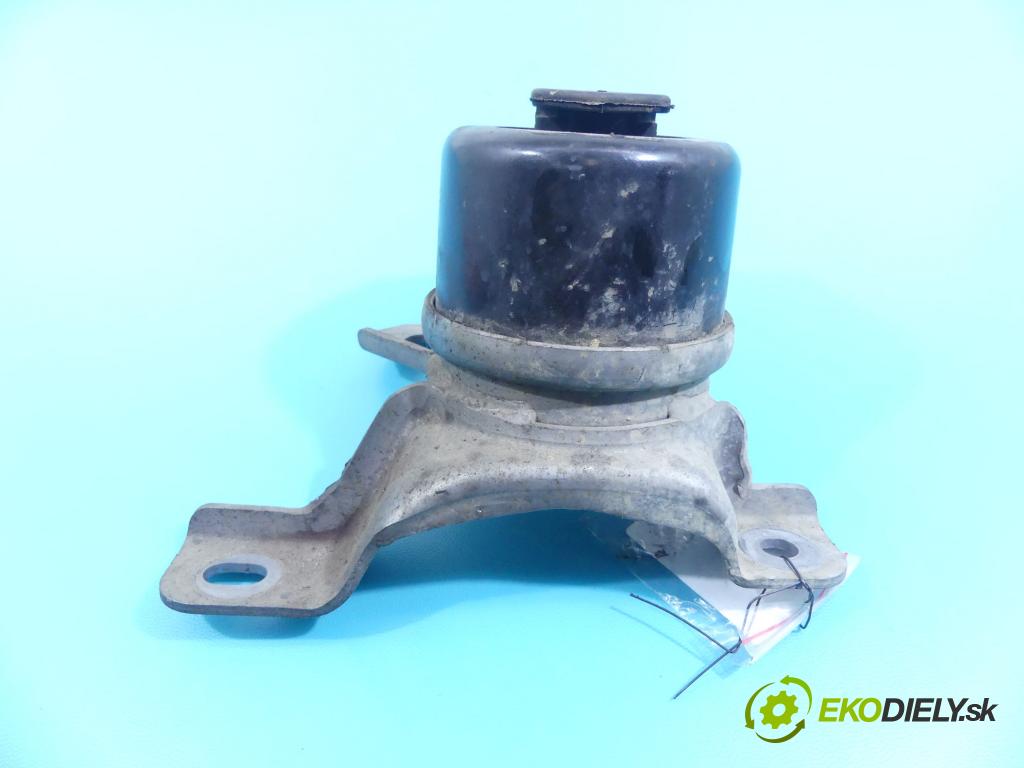 Land rover Freelander II 2006-2014 2.2 TD4 160 hp manual 118 kW 2179 cm3 5- Polštář: motoru 6692-6F012-AD (Držáky motoru)