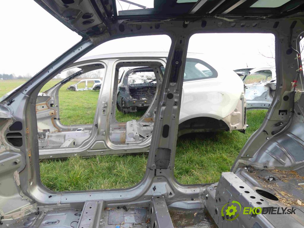 Land rover Freelander II 2006-2014 2.2 TD4 160 hp manual 118 kW 2179 cm3 5- práh pravý  (Ostatní)