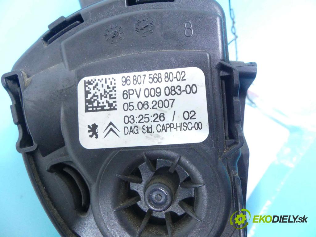 Peugeot 207 1.4 8v 73 HP manual 54 kW 1360 cm3 5- pedále 9680756880-02 (Pedále)