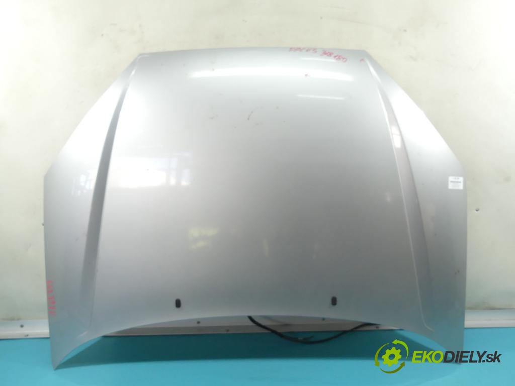 Ford Focus Mk1 1998-2004 1.6 16V 101 HP manual 74 kW 1596 cm3 4- kapota predná 