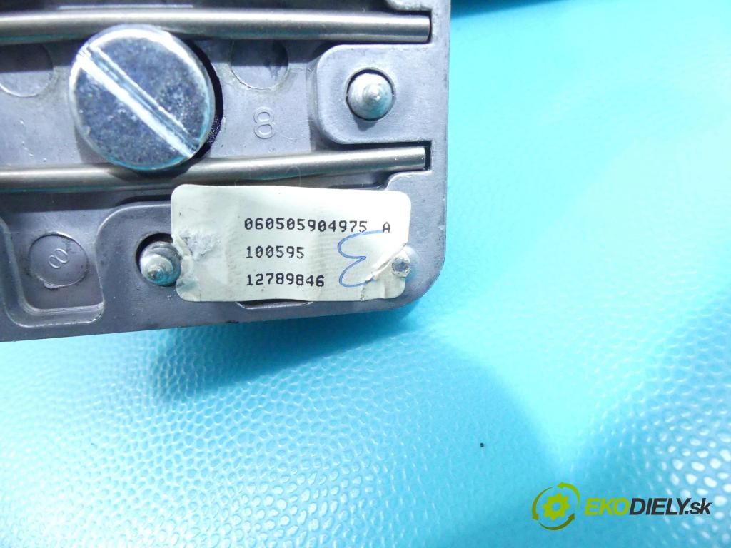 Cadillac BLS 05-10 2.0 T 175 hp manual 129 kW 1998 cm3 4- zpětné zrcátko vnitřní 12789846 (Světla vnitřní)