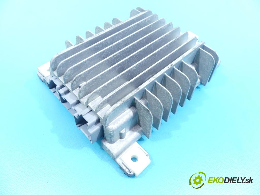 Cadillac BLS 05-10 2.0 T 175 HP manual 129 kW 1998 cm3 4- Zesilovač: 12760586 (Zosilňovače)