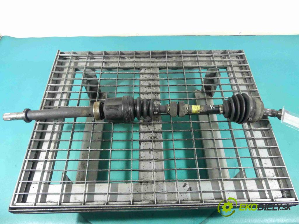 Nissan Tiida 1.5 dci 106 HP manual 78 kW 1461 cm3 5- poloos pravé 39100 (Poloosy)