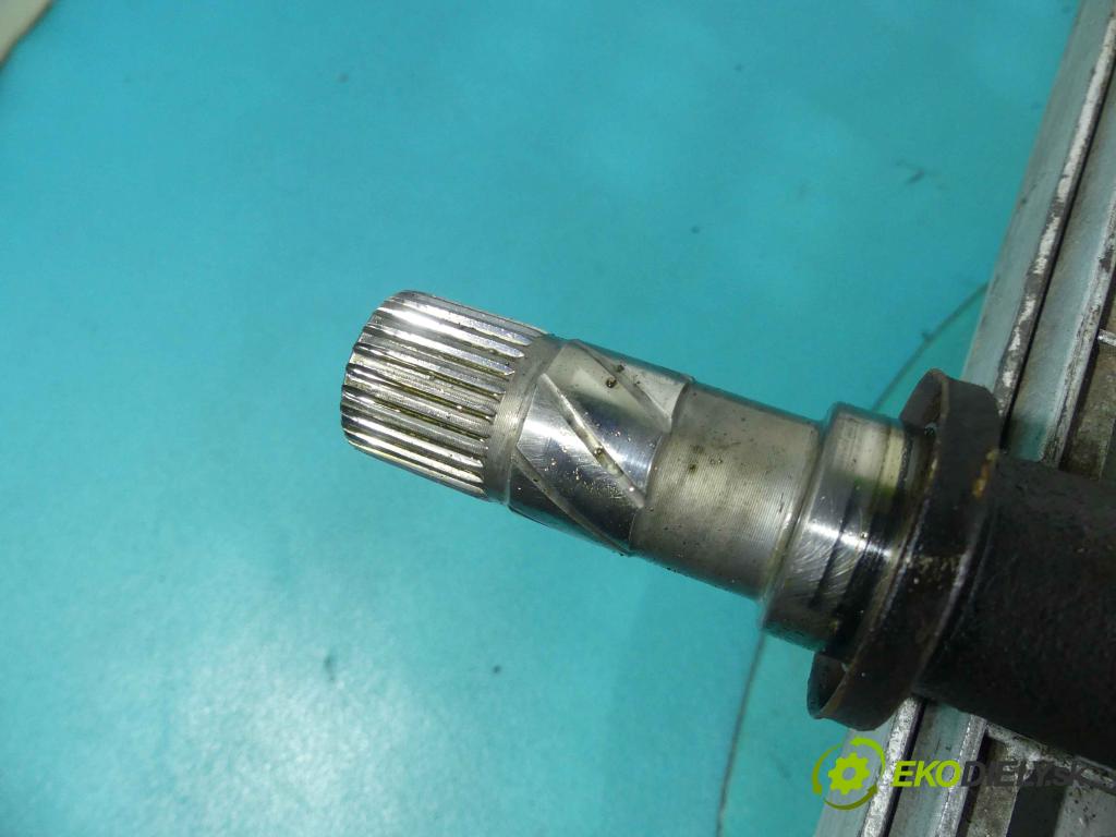 Nissan Tiida 1.5 dci 106 HP manual 78 kW 1461 cm3 5- poloos pravé 39100 (Poloosy)