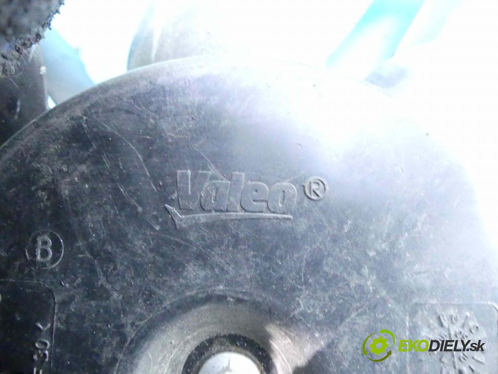 Ford B-Max 1.5 TDCI 75 HP manual 55 kW 1499 cm3 5- Ventilátor chladiča