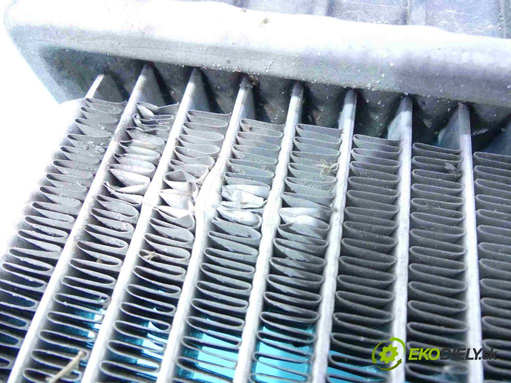 Ford B-Max 1.5 TDCI 75 HP manual 55 kW 1499 cm3 5- chladič  (Chladiče)