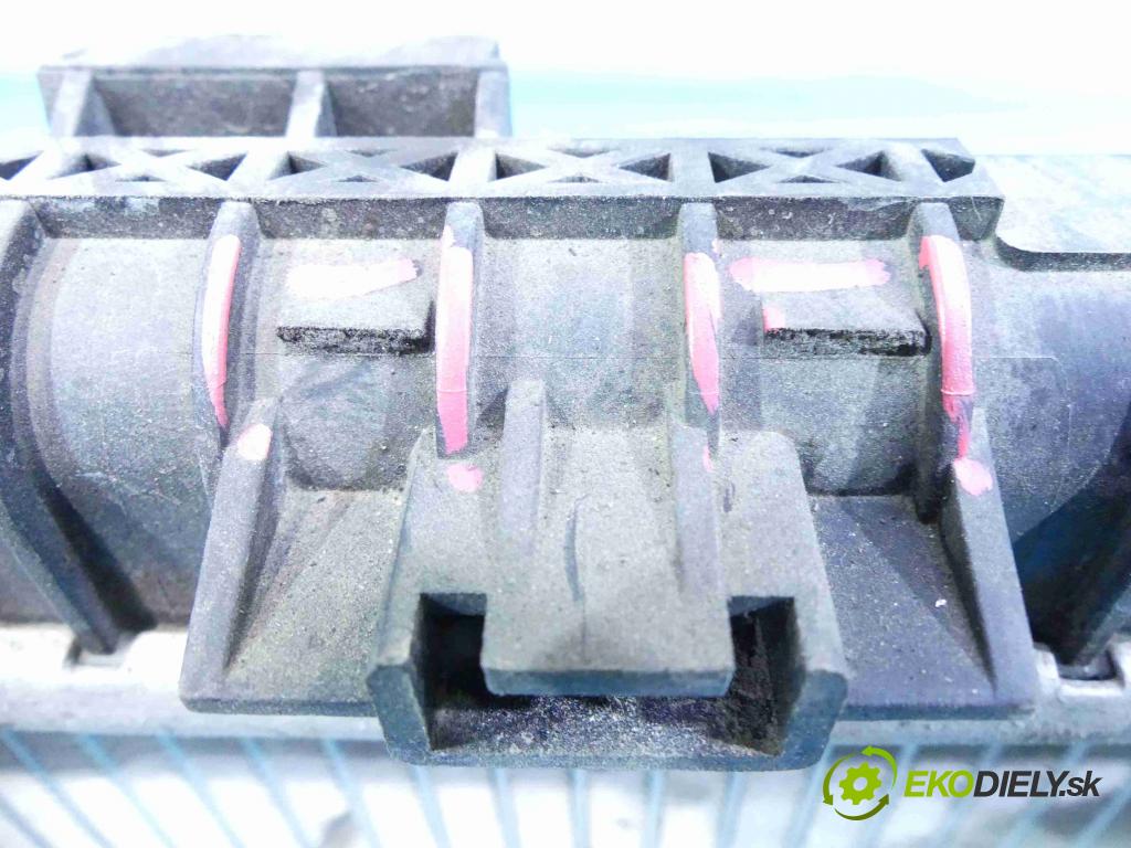 Ford B-Max 1.5 TDCI 75 HP manual 55 kW 1499 cm3 5- chladič  (Chladiče)