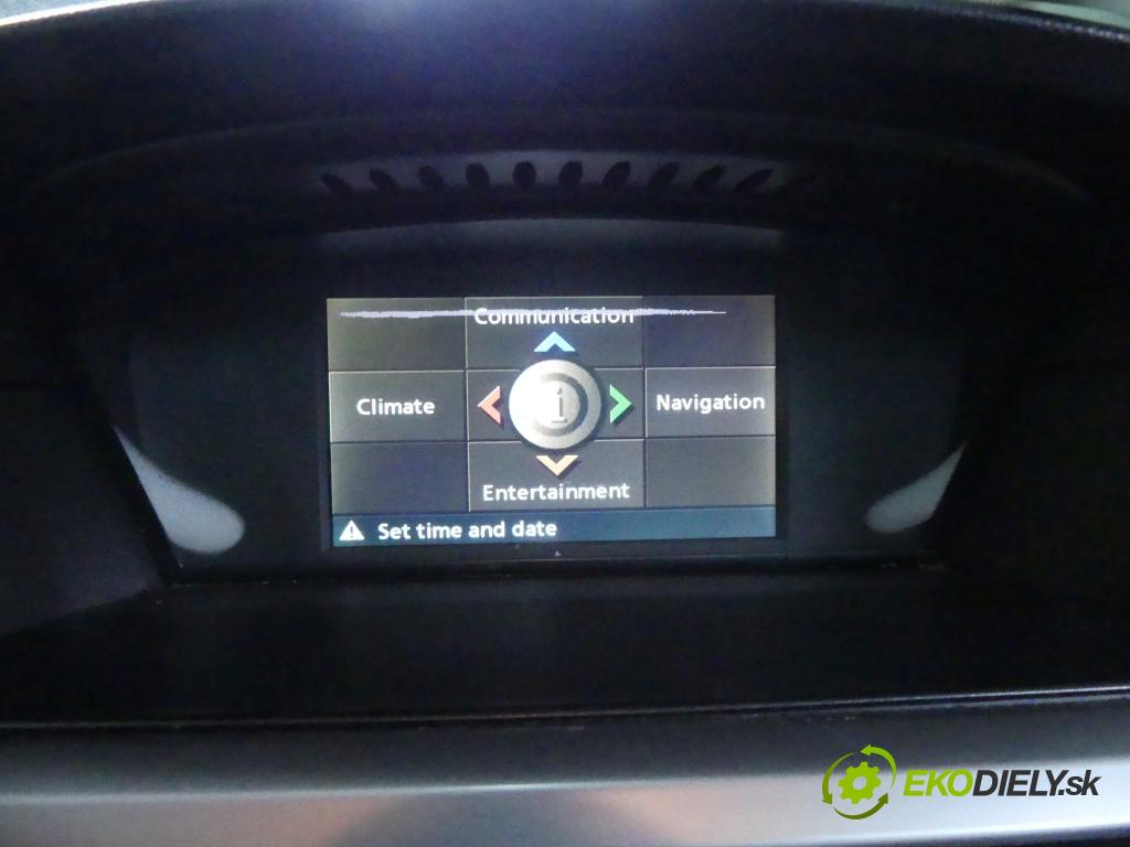 Bmw 5 E60 2003-2010 3.0d 218 HP automatic 160 kW 2993 cm3 4- Zobrazit: 6938109 (Prístrojové dosky, displeje)