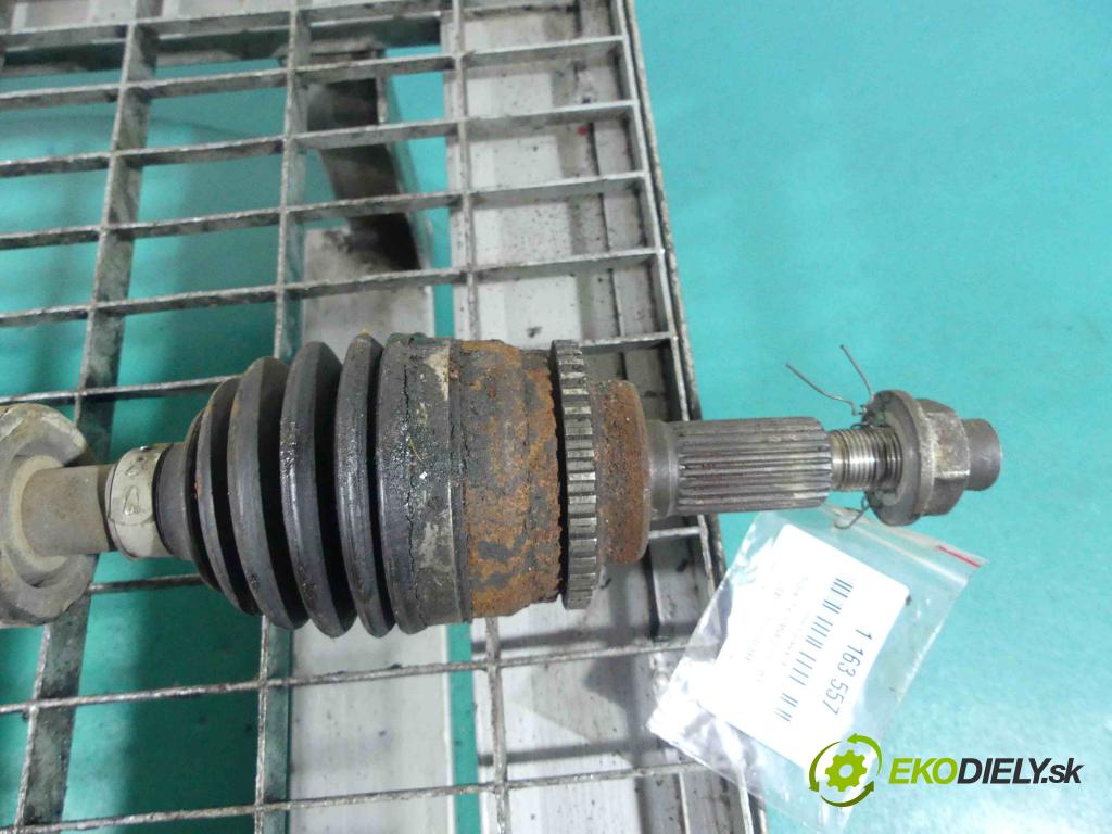 Suzuki Swift Mk6 2005-2010 1.3 16V 84KM manual 62 kW 1298 cm3 5- poloos pravé  (Poloosy)