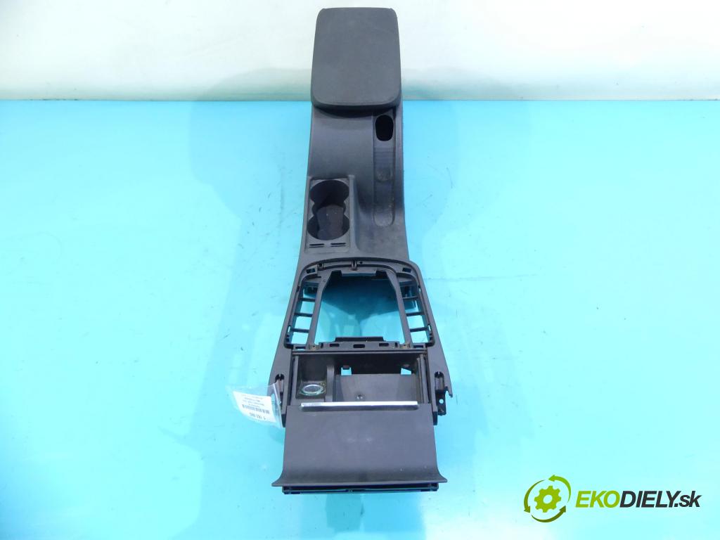 Skoda Superb II 2008-2015 2.0 tdi 170 HP automatic 125 kW 1968 cm3 5- operadlo 3T0863241E (Lakťové opierky)