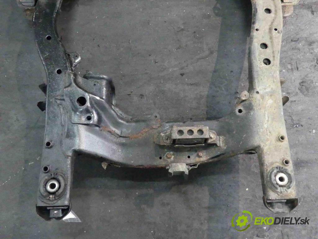Honda Accord VII 2002-2008 2.2 i-CTDI 140 hp manual 103 kW 2204 cm3 4- výztuha motoru