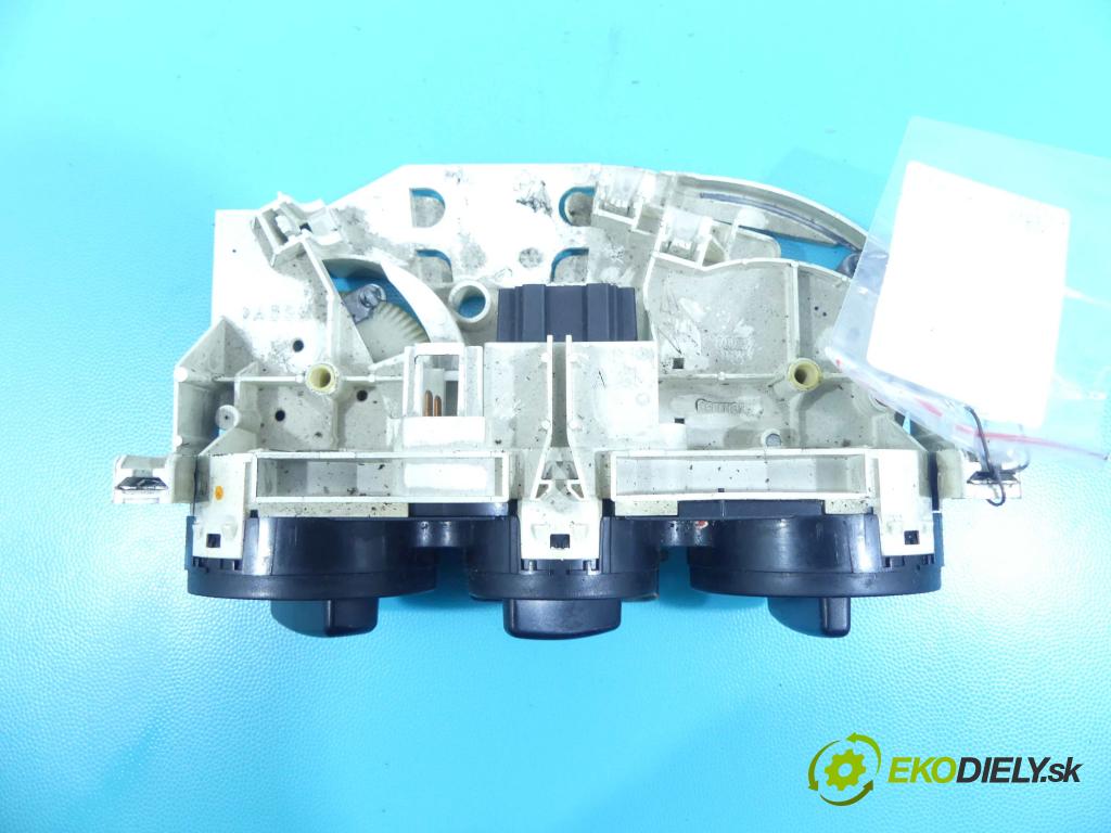 Vw Bora 1.9 TDI 90 hp manual 66 kW 1896 cm3 4- palubní deska panel topení 1U0819045