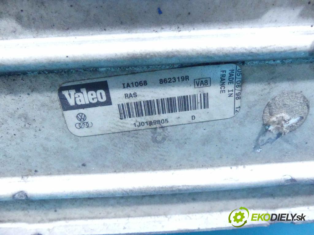 Vw Bora 1.9 TDI 90 hp manual 66 kW 1896 cm3 4- Intercooler 1J0145805 (Chladiče nasávaného vzduchu (intercoolery))