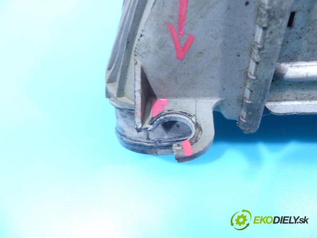 Vw Bora 1.9 TDI 90 hp manual 66 kW 1896 cm3 4- Intercooler 1J0145805 (Chladiče nasávaného vzduchu (intercoolery))