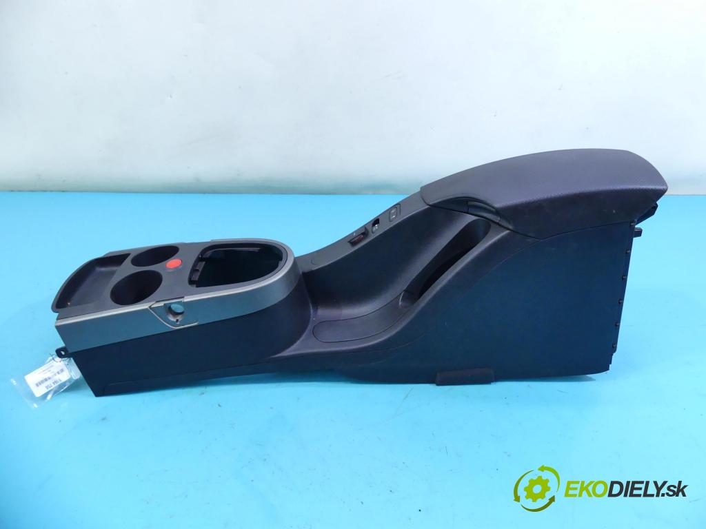 Seat Altea 1.9 tdi 105 HP manual 77 kW 1896 cm3 5- operadlo 5P0864251B (Lakťové opierky)