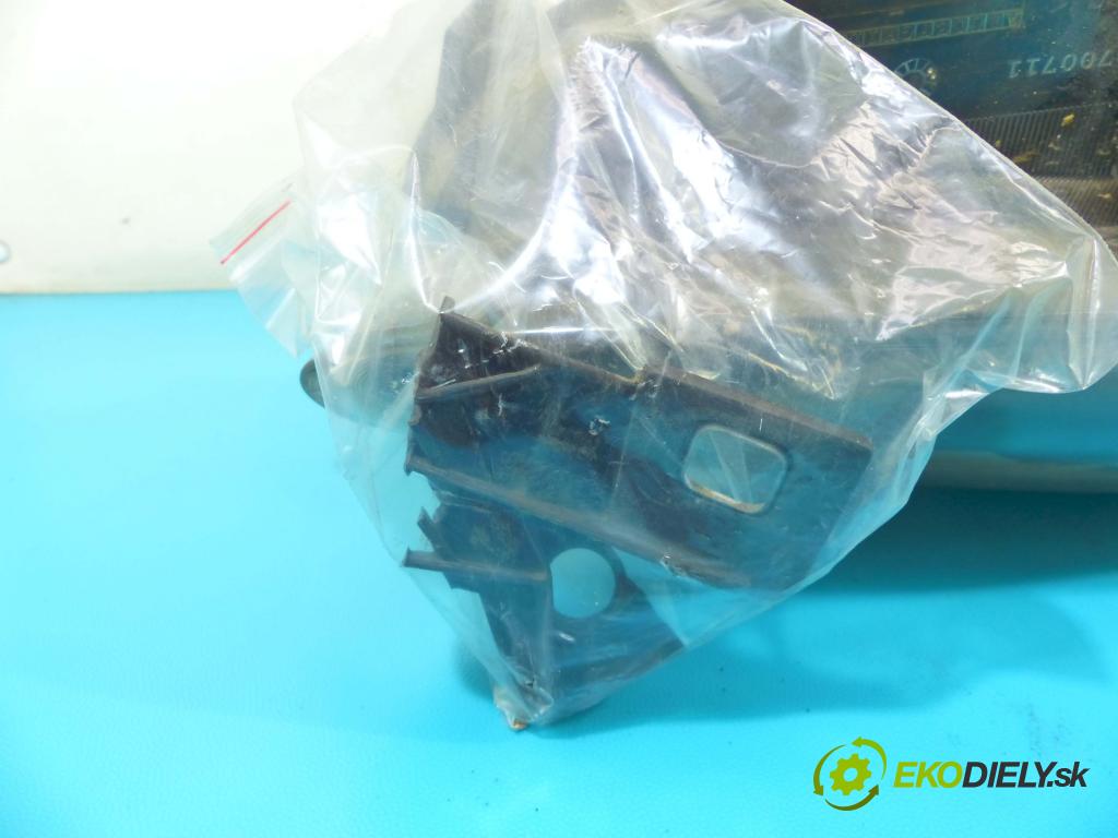 Fiat Croma II 2005-2010 1.9 JTD 120 HP manual 88 kW 1910 cm3 5- Reflektor: pravý 51816980 (Pravé)