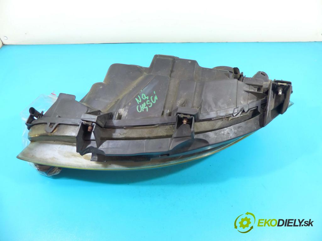 Fiat Croma II 2005-2010 1.9 JTD 120 HP manual 88 kW 1910 cm3 5- Reflektor: pravý 51816980 (Pravé)