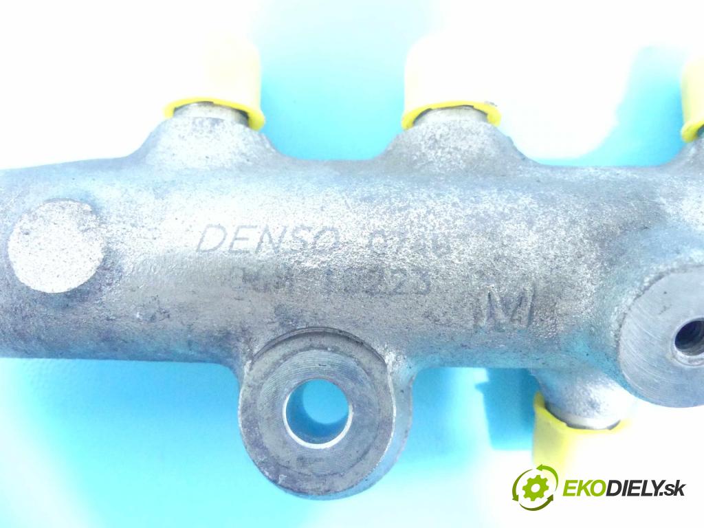 Mazda 5 2005-2010 2.0d 143 HP manual 105 kW 1998 cm3 5- lišta vstrekovacia  (Vstrekovacie lišty)