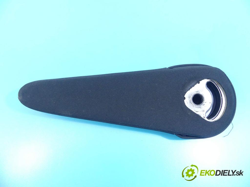 Mazda 5 2005-2010 2.0d 143 HP manual 105 kW 1998 cm3 5- operadlo  (Lakťové opierky)