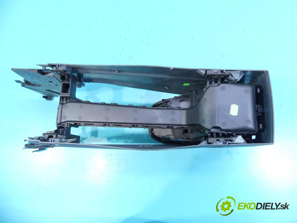 Ford C-Max II 2010-2019 1.6 tdci 116 HP manual 85 kW 1560 cm3 5- operadlo  (Lakťové opierky)