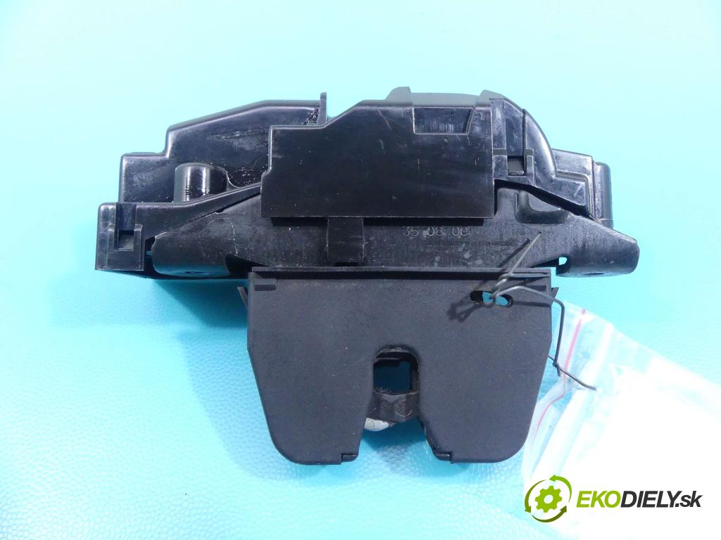 Peugeot 308 I 2007-2013 1.6 HDI 109 hp manual 80 kW 1560 cm3 5- zámek kufrových dveří zadní 9660403880
