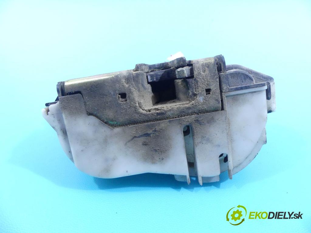 Vw Polo III 6N 1994-2001 1.9 sdi 65 hp manual 48 kW 1896 cm3 5- zámek přední levý 6N1837015