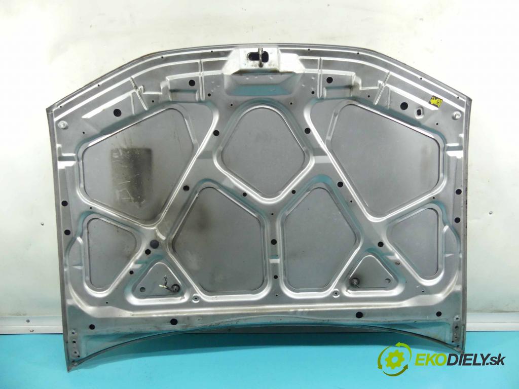 Rover 200 1.4 16V 103 HP manual 76 kW 1396 cm3 3- kapota predná