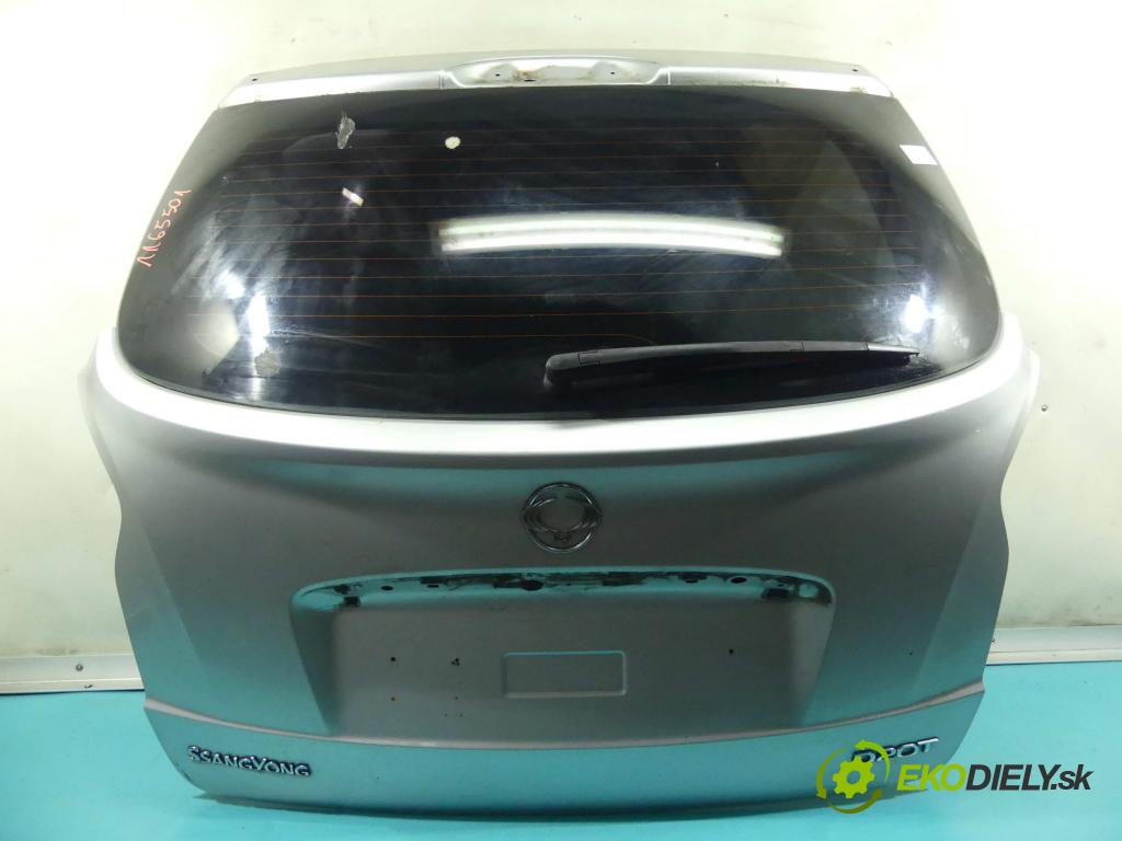 Ssangyong Korando III 2010-2019 2.0 D E-XDI 175 hp manual 129 kW 1998 cm3 5- zadní kufrové dveře  (Zadní kapoty)